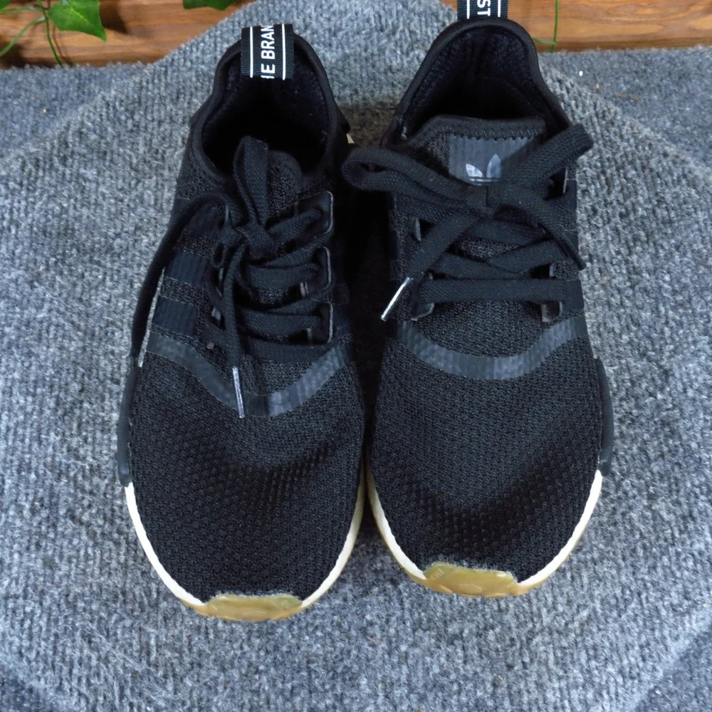 Adidas‎ Originals NMD_R1 Mens Sneaker Size 5 Lifestyle Running Black Gum B42200
